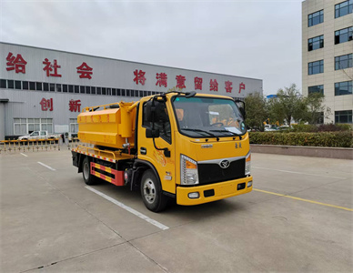 重汽豪曼6立方地下室清洗吸污车 (3).jpg