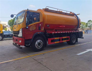 重汽豪曼13立方清洗吸污车 (4).jpg